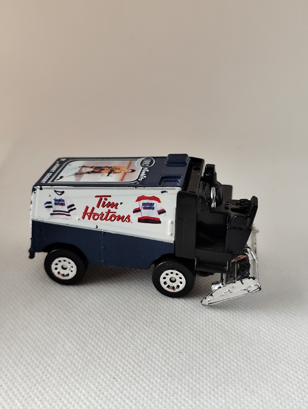 3/$25💙2012 Tim Hortons Sidney Crosby Zamboni die-cast toy car